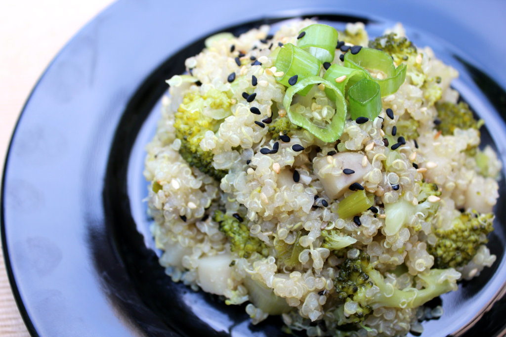 Sesame Broccoli Quinoa | Strength and Sunshine #glutenfree #vegan #soyfree