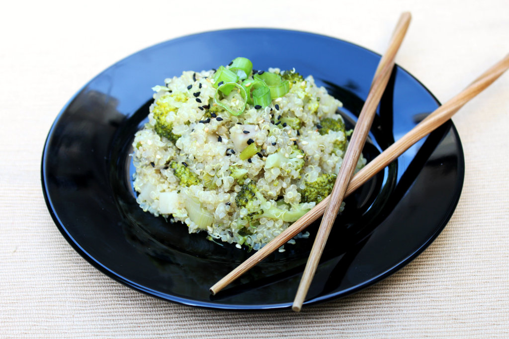 Sesame Broccoli Quinoa | Strength and Sunshine #glutenfree #vegan #soyfree