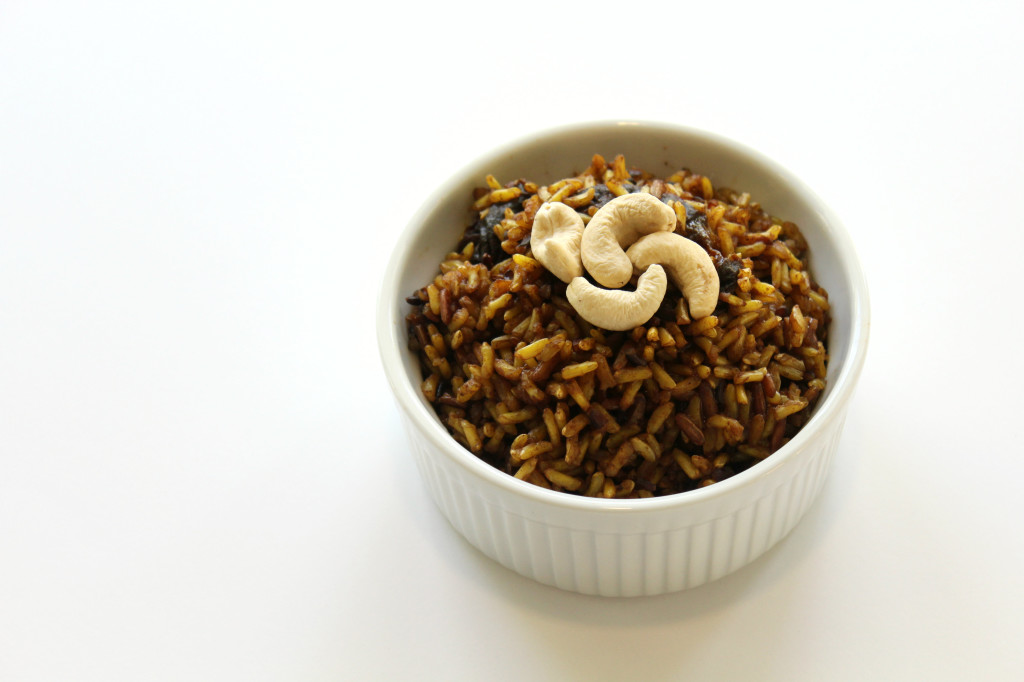 Spiced Cashew Plum Rice Porridge | Strength and Sunshine @RebeccaGF666 #breakfast #glutenfree #vegan #sponsored
