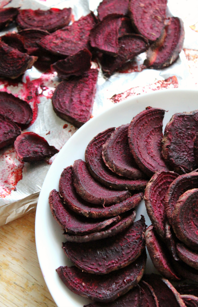 BBQ Beet Fries | Strength and Sunshine @RebeccaGF666 The perfect low-carb baked fry recipe that's gluten-free, vegan, and paleo to fit every dietary need while still being a delicious summer staple!