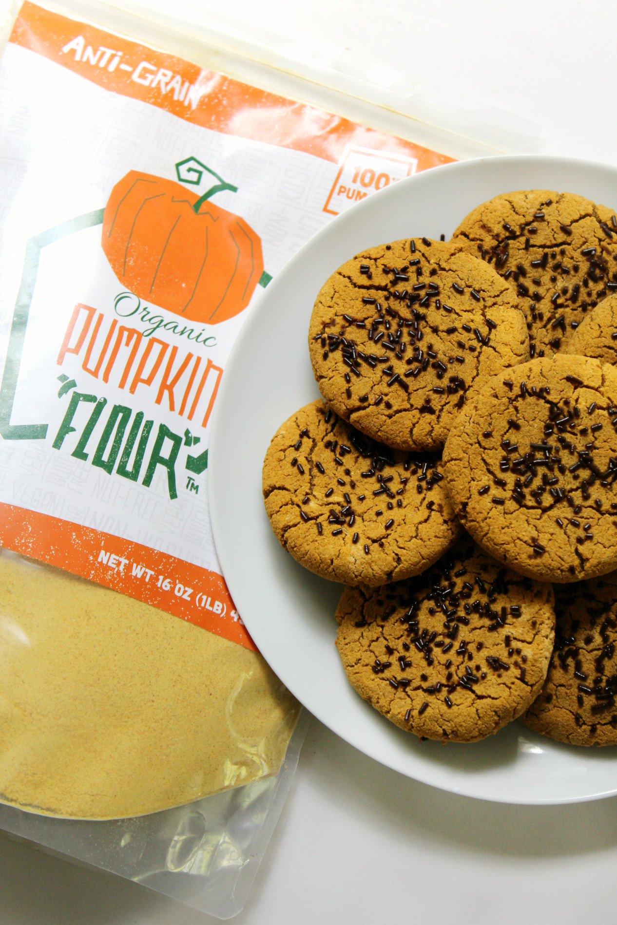 Soft & Grainless Pumpkin Spice Latte Cookies | Strength and Sunshine @RebeccaGF666 Soft and pillowy cookies, healthier (and better) than a drinkable pumpkin spice latte. These pumpkin spice latte cookies are free from the top 8 allergens, gluten-free, vegan, and paleo. You'll be sure to get a dose of real pumpkin here! A perfect Fall dessert recipe.