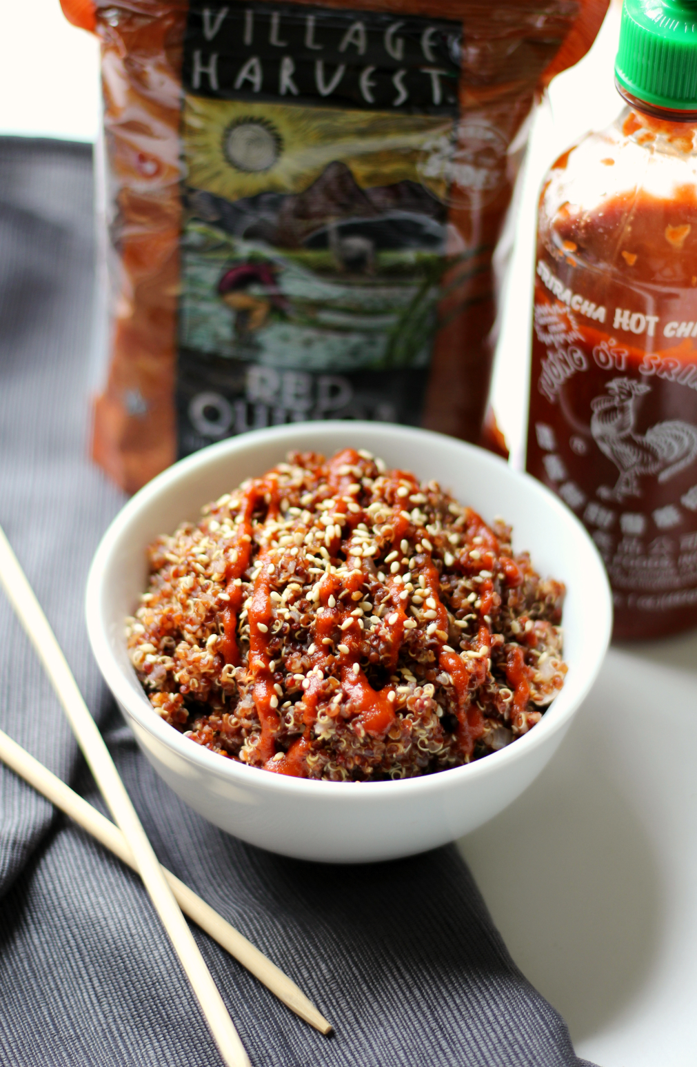 Spicy Red Sriracha Quinoa | Strength and Sunshine @RebeccaGF666 It's gettin' hot in here! Fiery and hot, spicy red sriracha quinoa is not for the faint of heart! The perfect taste bud poppin' Asian side dish recipe to please all of your spicy loving gluten-free and vegan friends! 
