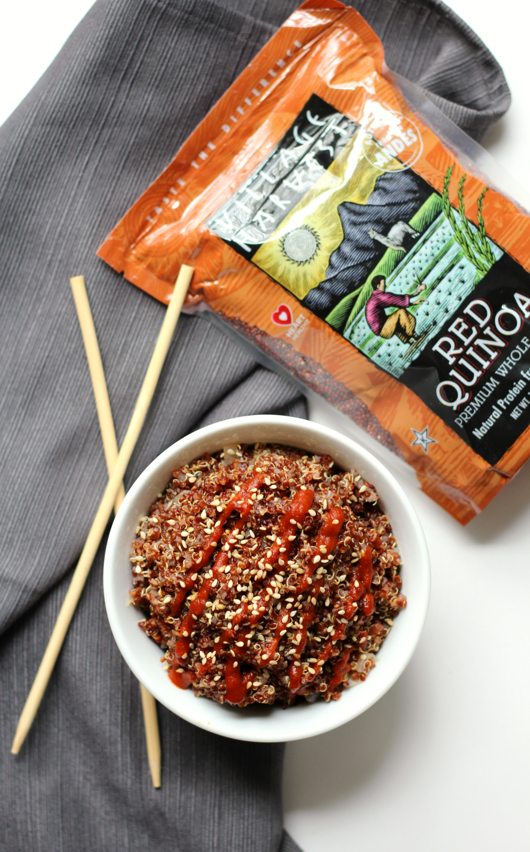 Spicy Red Sriracha Quinoa | Strength and Sunshine @RebeccaGF666 It's gettin' hot in here! Fiery and hot, spicy red sriracha quinoa is not for the faint of heart! The perfect taste bud poppin' Asian side dish recipe to please all of your spicy loving gluten-free and vegan friends! 