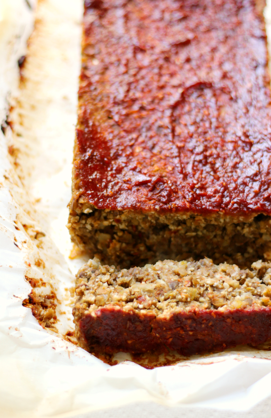Vegan Cauliflower Lentil Loaf | Strength and Sunshine @RebeccaGF666 A hearty plant-based dinner idea that will satisfy even meat-eaters! A Vegan Cauliflower Lentil Loaf that mimics the classic meatloaf with no meat, gluten-free, nut-free, and soy-free! Get all your protein and veggies in this healthy recipe!