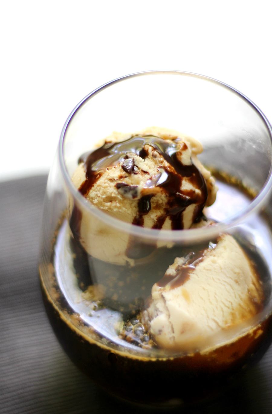 Chocolate Caramel Affogato (Gluten-Free, Vegan) | Strength and Sunshine @RebeccaGF666 The easiest 2 ingredient Chocolate Caramel Affogato recipe that's gluten-free and vegan! A decadent buzz-worthy treat to prepare on a date night or girl's night! This twist on the classic Italian dessert will be your new favorite coffee and ice cream treat!