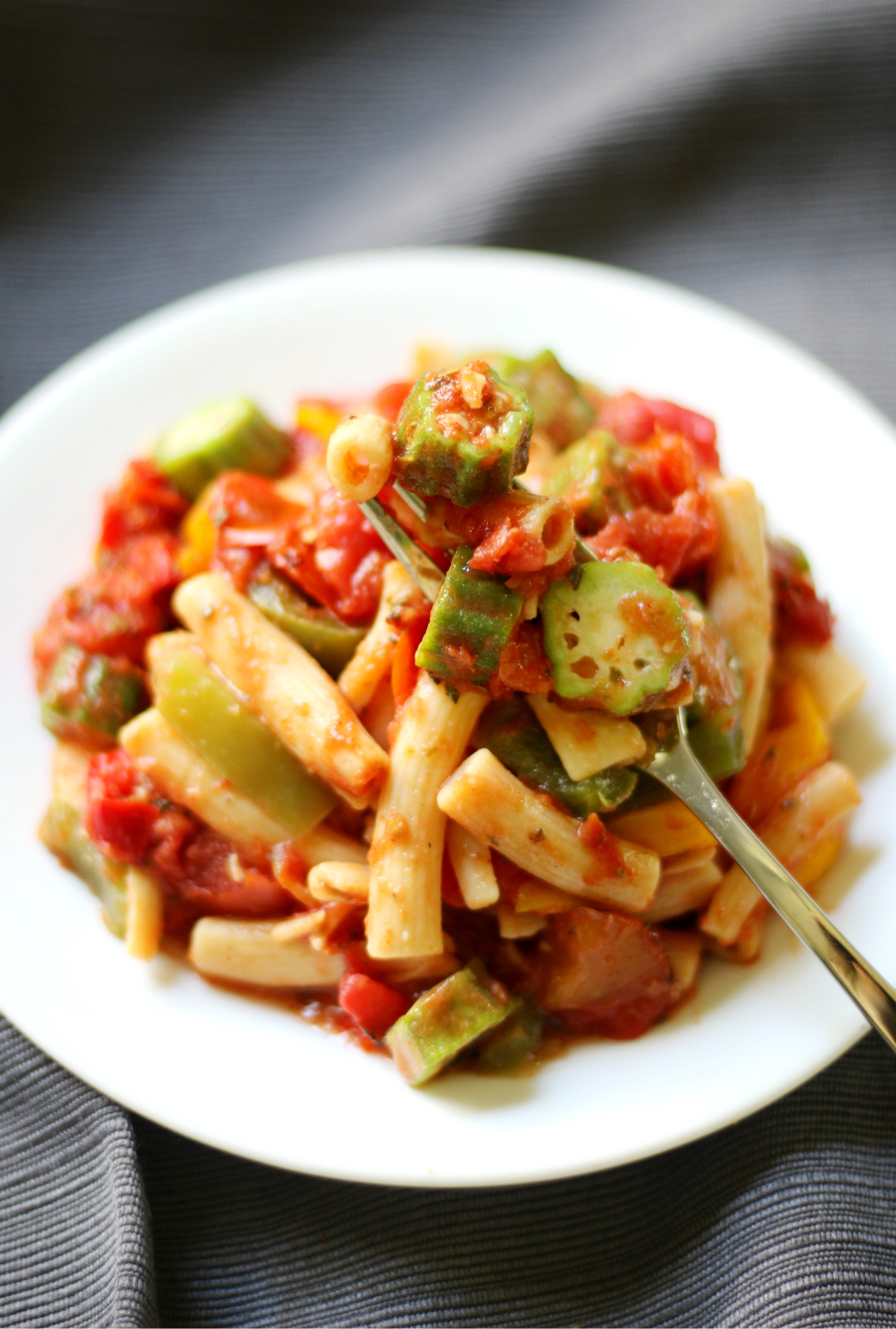 One-Pot Cajun Pasta (Gluten-Free, Vegan) | Strength and Sunshine @RebeccaGF666 An easy One-Pot Cajun Pasta dinner recipe that's allergy-free, gluten-free, and vegan! A healthy meatless dish filled with bell pepper, okra, tomatoes, and loads of flavorful spices and herbs all mixed together with your favorite pasta!