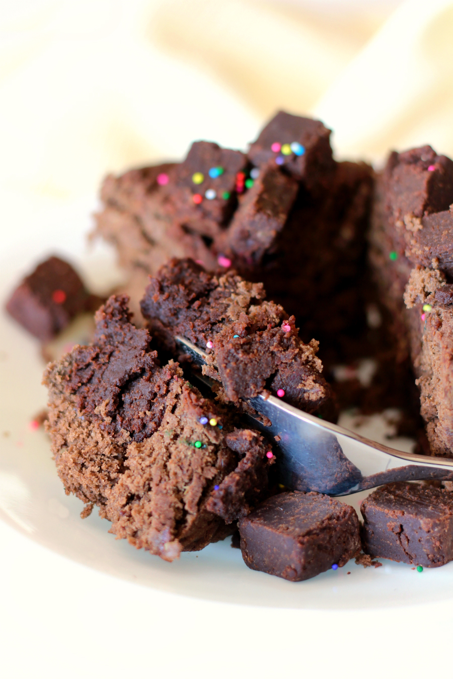 Double Stuffed Gluten-Free Mug Brownie (Allergy-Free, Vegan) | Strength and Sunshine @RebeccaGF666 No one has to miss out on delicious treats! This Double Stuffed Gluten-Free Mug Brownie dessert is allergy-free, vegan, and made right in the microwave in just a minute! A perfect size to share with a friend or eat the whole recipe yourself!
