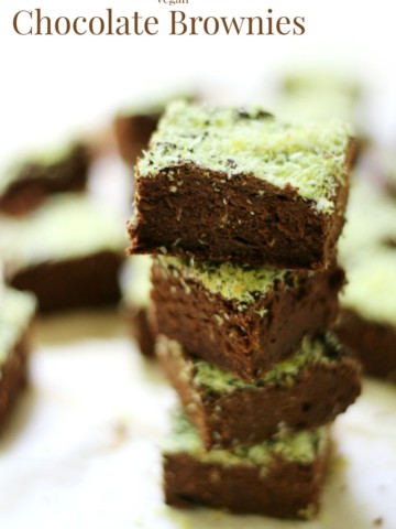 Mini Mint Chocolate Brownies (Gluten-Free, Vegan, Allergy-Free) | Strength and Sunshine @RebeccaGF666 Mini Mint Chocolate Brownies for when you need a little bite of something sweet and refreshing! This little dessert recipe is gluten-free, vegan, and allergy-free! Naturally sweetened for a healthy chocolate fix!