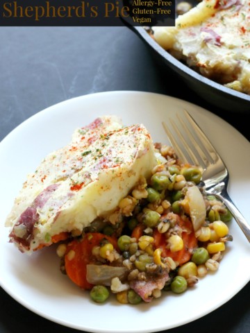 Rustic Mung Bean Shepherd's Pie (Gluten-Free, Vegan) | Strength and Sunshine @RebeccaGF666 The traditional and budget-friendly Irish recipe with a twist! This meatless Rustic Mung Bean Shepherd's Pie is gluten-free, vegan, and allergy-friendly. Whether you're in need of a easy family dinner to serve a crowd of just need some healthy comfort food, this cottage pie is the way to go!