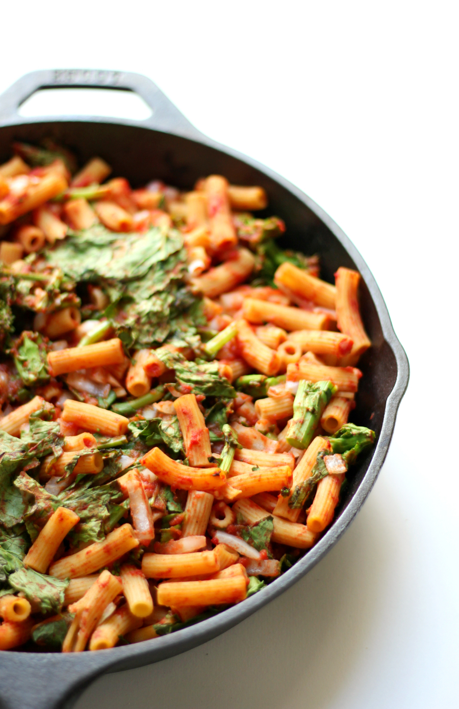 Sweet Tomato & Broccoli Rabe Baked Penne (Gluten-Free, Vegan, Allergy-Free) | Strength and Sunshine @RebeccaGF666 A delicious weeknight pasta dinner recipe the whole family will love! Sweet Tomato & Broccoli Rabe Baked Penne that's gluten-free, vegan, and allergy-free. Packed with flavor and nutritious veggies, this healthy meal will be an easy new favorite!