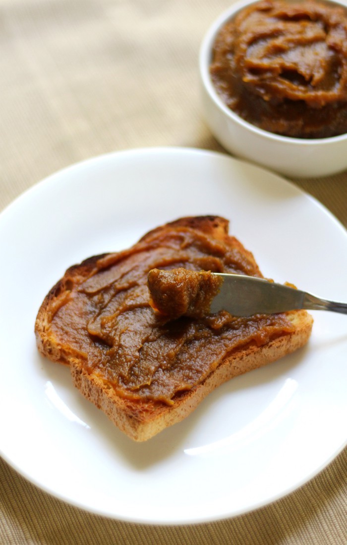 Easy Slow Cooker Pumpkin Butter (Gluten-Free, Vegan, Paleo) | Strength and Sunshine @RebeccaGF666 The easiest slow cooker pumpkin butter to make this autumn and winter season! Nothing can be more cozy than thick, sweet, dreamy aromas and tastes of perfectly spiced and sweetened pumpkin butter! No need to roast your own pumpkin for this gluten-free, vegan, paleo, and allergy-free crock-pot recipe either! #slowcooker #crockpot #pumpkin #pumpkinbutter #glutenfree #vegan #paleo