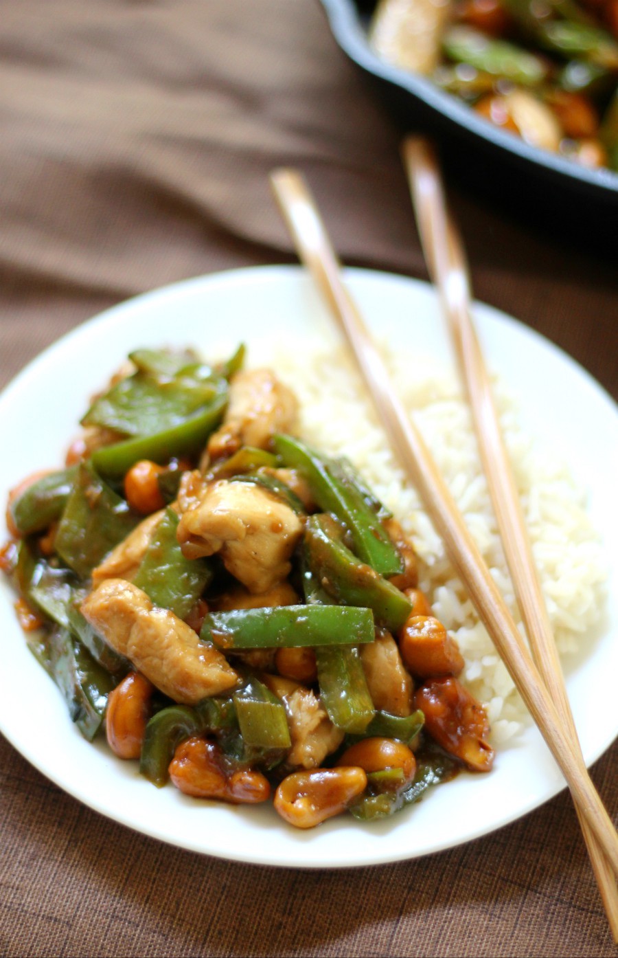 Chinese Cashew Chicken (Gluten-Free, Soy-Free) | Strength and Sunshine @RebeccaGF666 You won't need to spend money on take-out anymore! The best Chinese Cashew Chicken made right at home, gluten-free, and soy-free! A healthier recipe you can make for dinner and have the best leftovers for lunch! #cashewchicken #glutenfree #soyfree #takeout