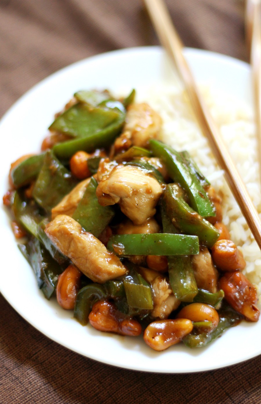 Chinese Cashew Chicken (Gluten-Free, Soy-Free) | Strength and Sunshine @RebeccaGF666 You won't need to spend money on take-out anymore! The best Chinese Cashew Chicken made right at home, gluten-free, and soy-free! A healthier recipe you can make for dinner and have the best leftovers for lunch! #cashewchicken #glutenfree #soyfree #takeout