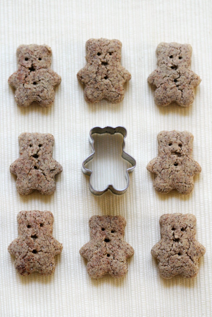 Homemade Gluten-Free Teddy Grahams (Vegan, Allergy-Free) | Strength and Sunshine @RebeccaGF666 A kid-friendly snack time favorite! Homemade Gluten-Free Teddy Grahams that are vegan, top-8 allergy-free, even sugar-free and whole grain! A recipe with options for different flavor variations, these adorable little bears with be gobbled up by little hands (and big ones too!) #teddygrahams #glutenfree #vegan #allergyfree #kidfriendly #kidfood #healthysnacks