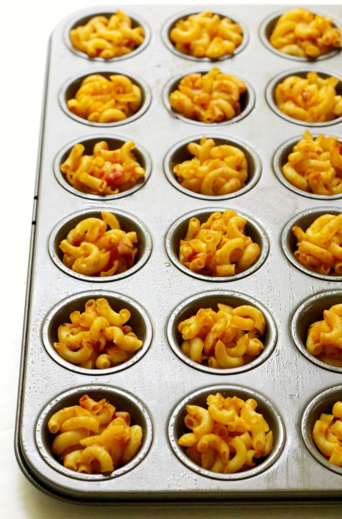 baked-mac-and-cheese-bites-in-pan
