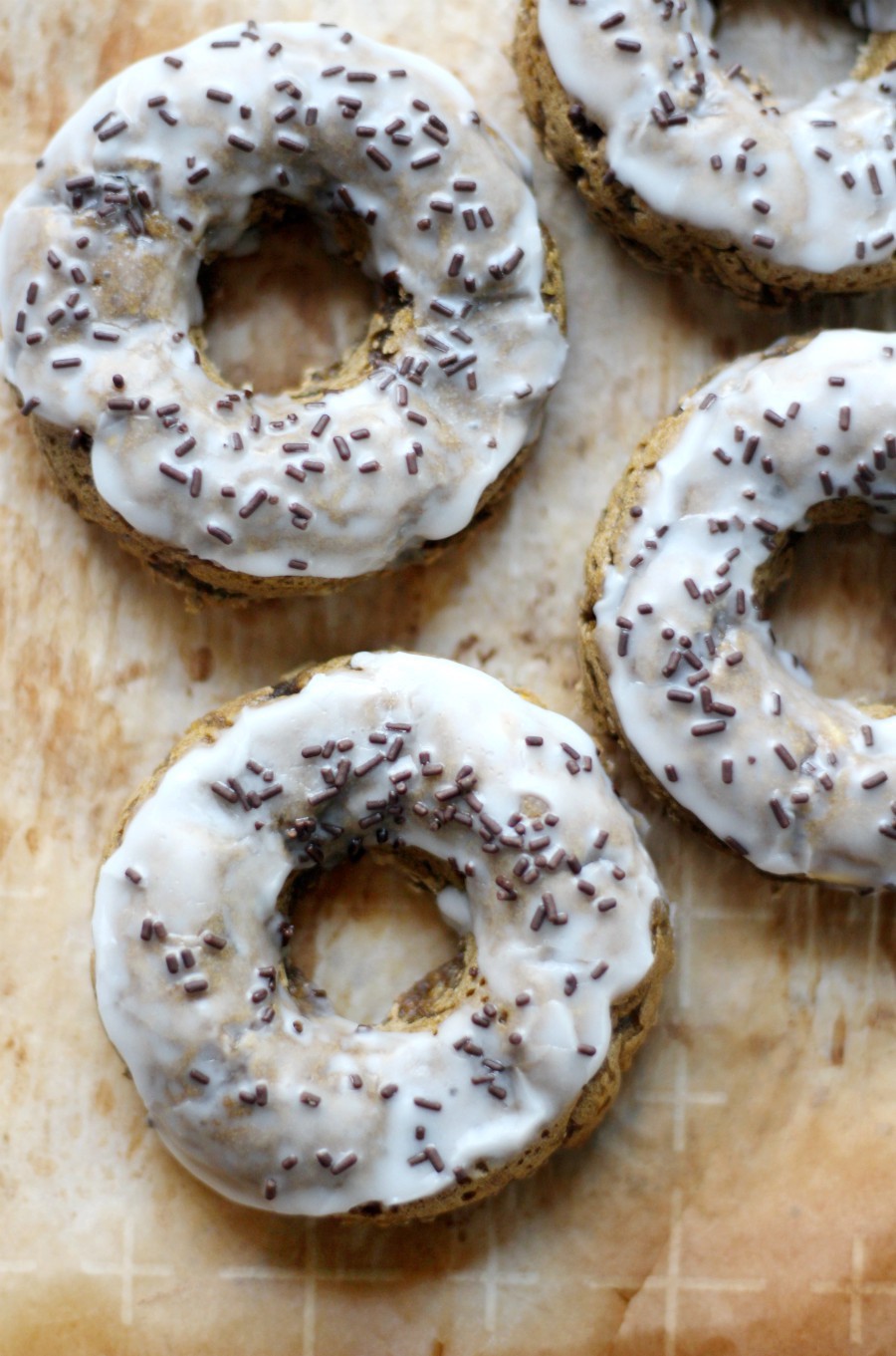 overhead-close-up-gingerbread-doughnuts