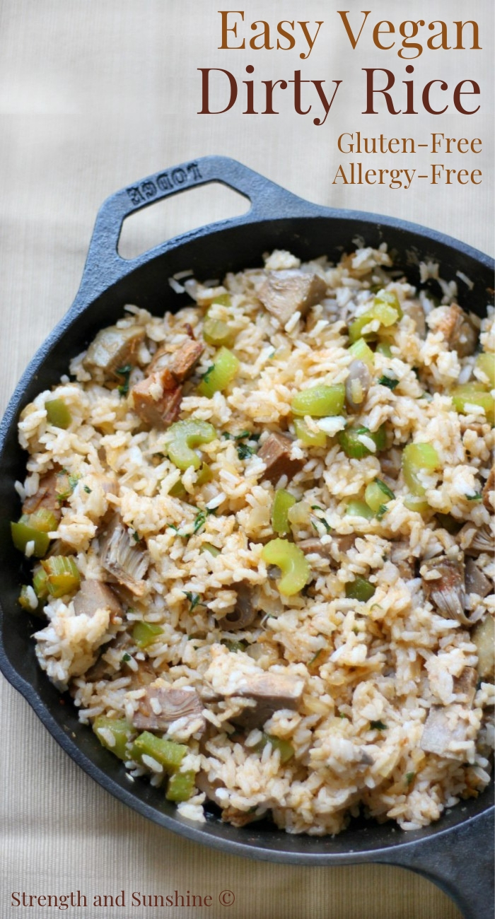 easy-vegan-dirty-rice-in-cast-iron-skillet