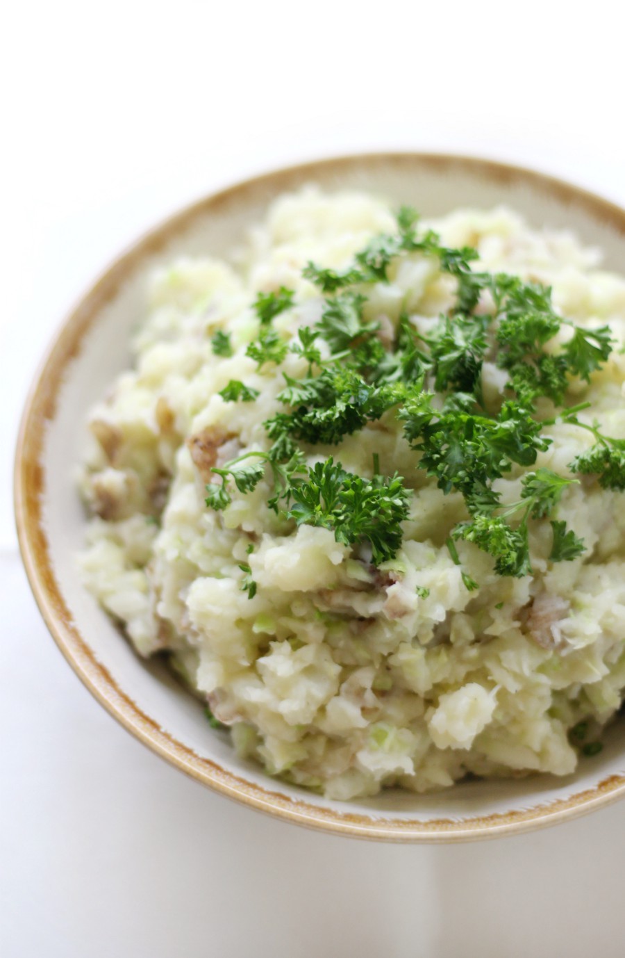 gluten-free-vegan-irish-colcannon-in-bowl-with-curly-parsley