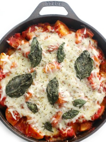 overhead view of pizza potatoes skilet