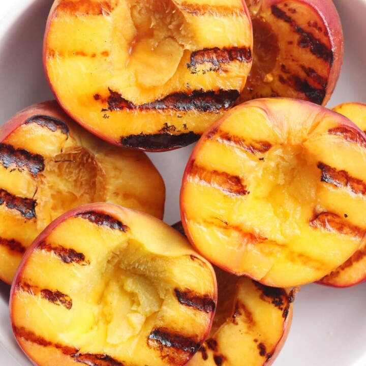 How To Grill Peaches (Healthy Summer Dessert Recipe)