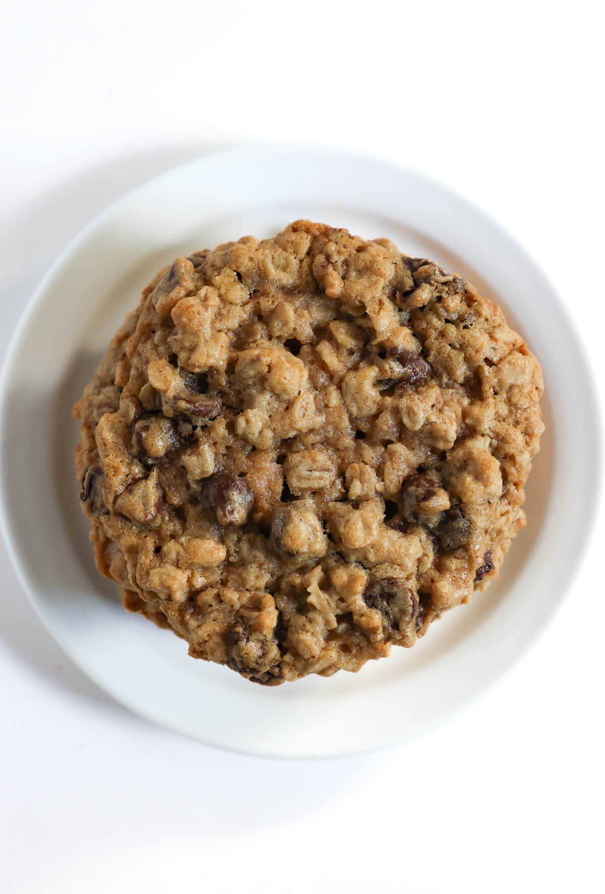 gluten-free chocolate chip oatmeal cookie top down.